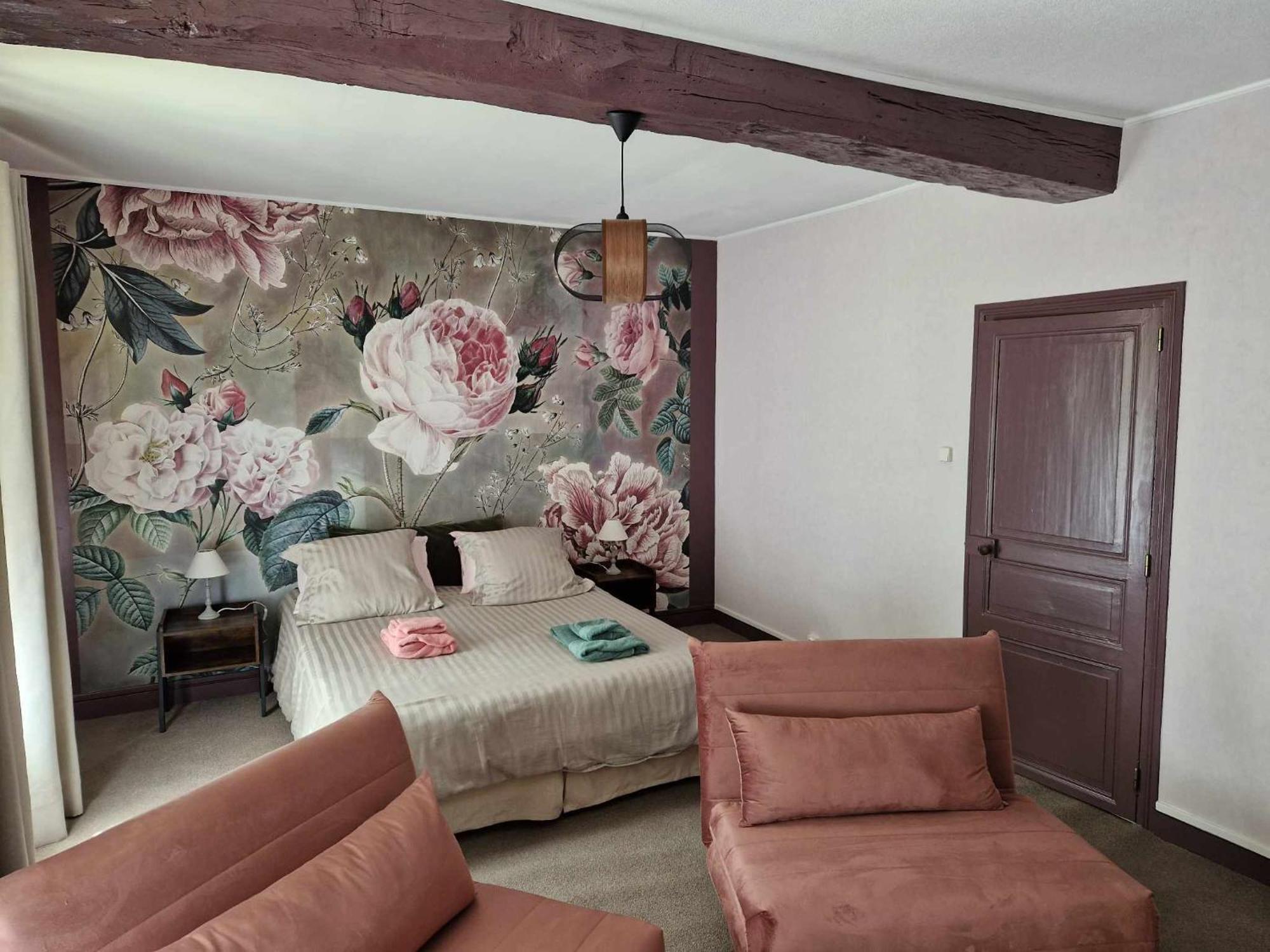 Escale Au Clos Saint Martin De Juillers Gites Et Chambres D'Hotes Luaran gambar
